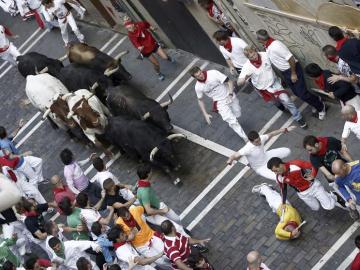 Los mozos protagonizan un encierro limpio