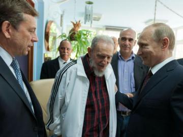 Fidel Castro se reúne con Putin