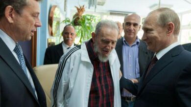 Fidel Castro reaparece por la visita de Putin a Cuba