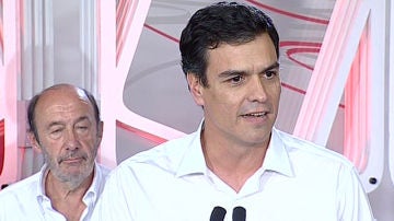 Pedro Sánchez habla en Ferraz