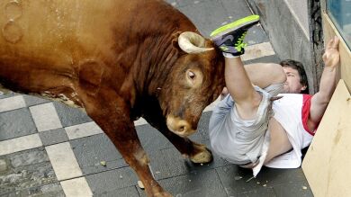 8º día: los Miura cierran los Sanfermines con tres heridos por asta de toro
