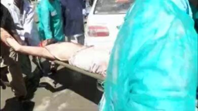 Casi 100 muertos al estallar un coche bomba en un mercado en Afganistán