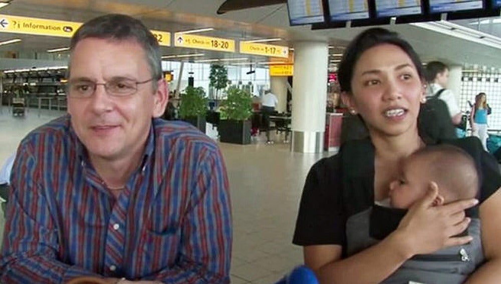 La familia británica que se salva del avión de Malaysia AIirlines