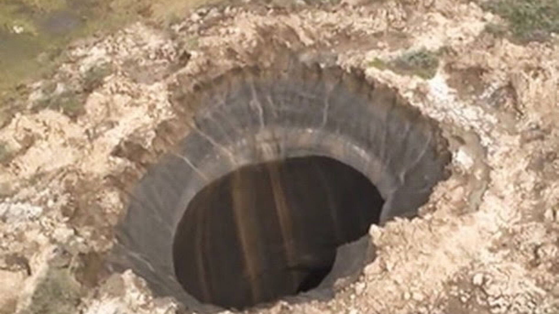 Agujero misterioso en Yamal