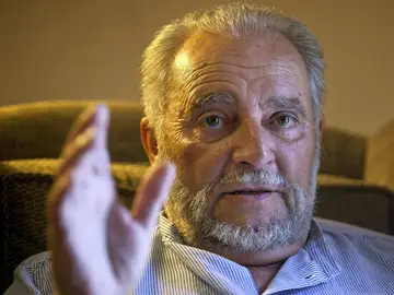 El excoordinador de Izquierda Unida, Julio Anguita El excoordinador de Izquierda Unida, Julio Anguita