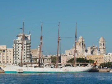 Buque escuela de la Armada española Buque escuela de la Armada española