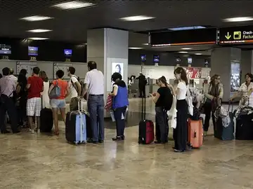 Controles en los aeropuertos Controles en los aeropuertos