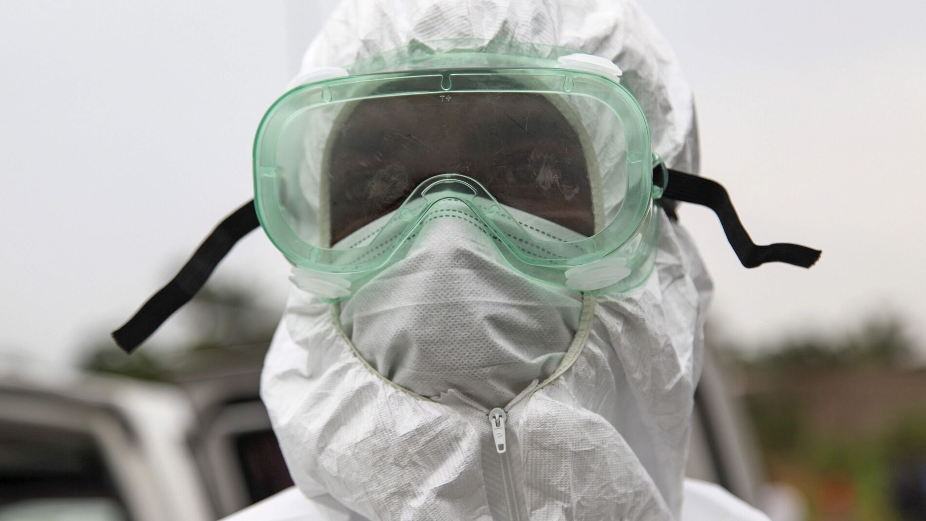 Un sanitario, en &Aacute;frica