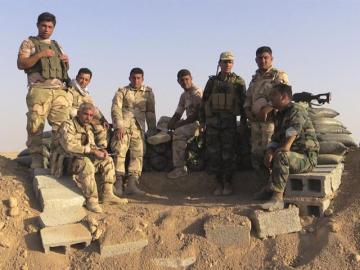 Varios soldados kurdos en Irak Varios soldados kurdos en Irak