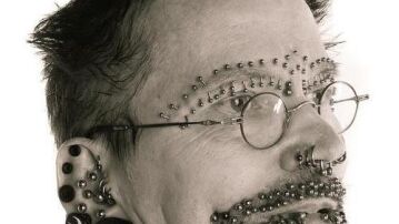 Imagen de Rolf Buchholz, el hombre con más piercings del mundo