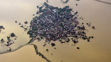 Vista aérea de una zona residencial afectada por las inundaciones 