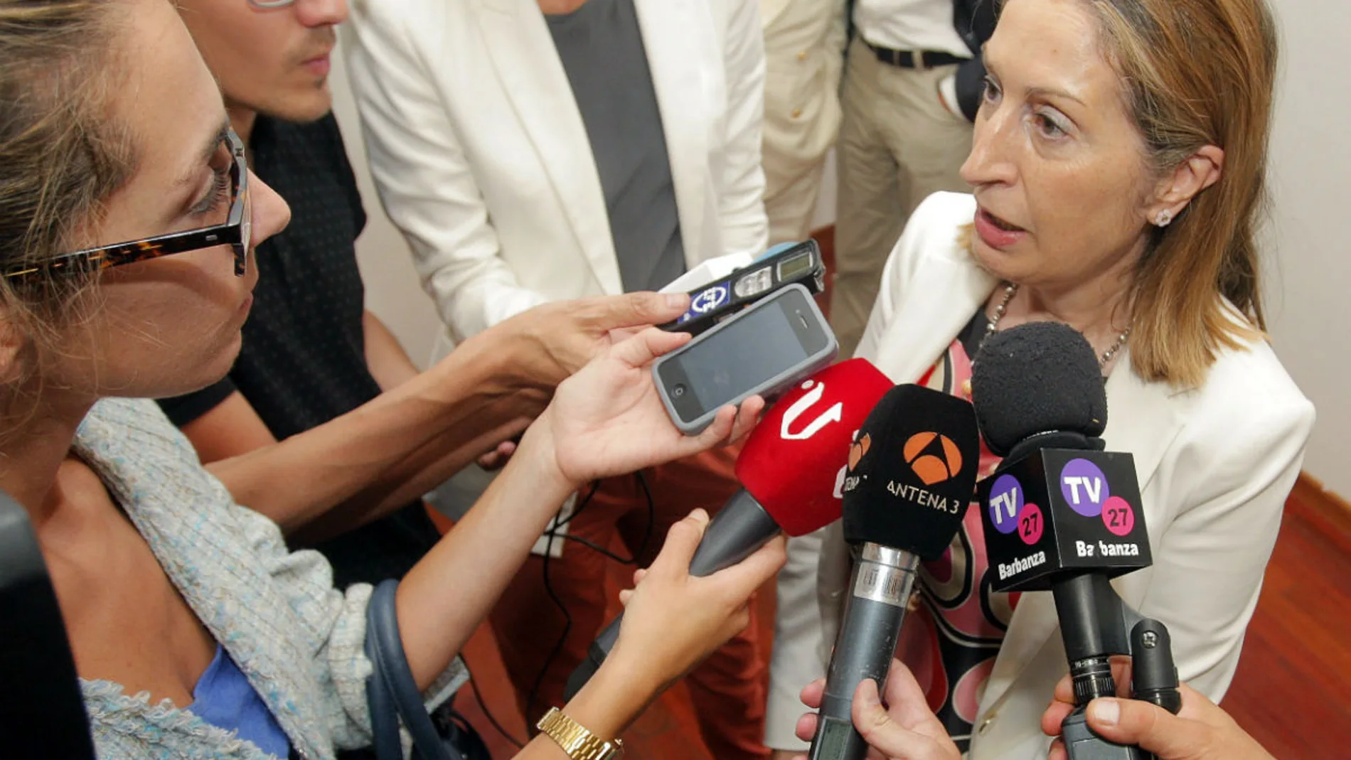 Ana Pastor anuncia que las familias de las víctimas del avión de Swiftair puede iniciar acciones Ana Pastor anuncia que las familias de las víctimas del avión de Swiftair puede iniciar acciones