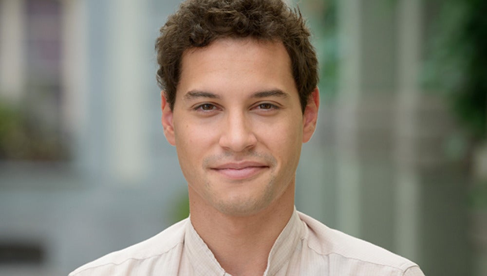 Álex Martínez es Américo Díaz