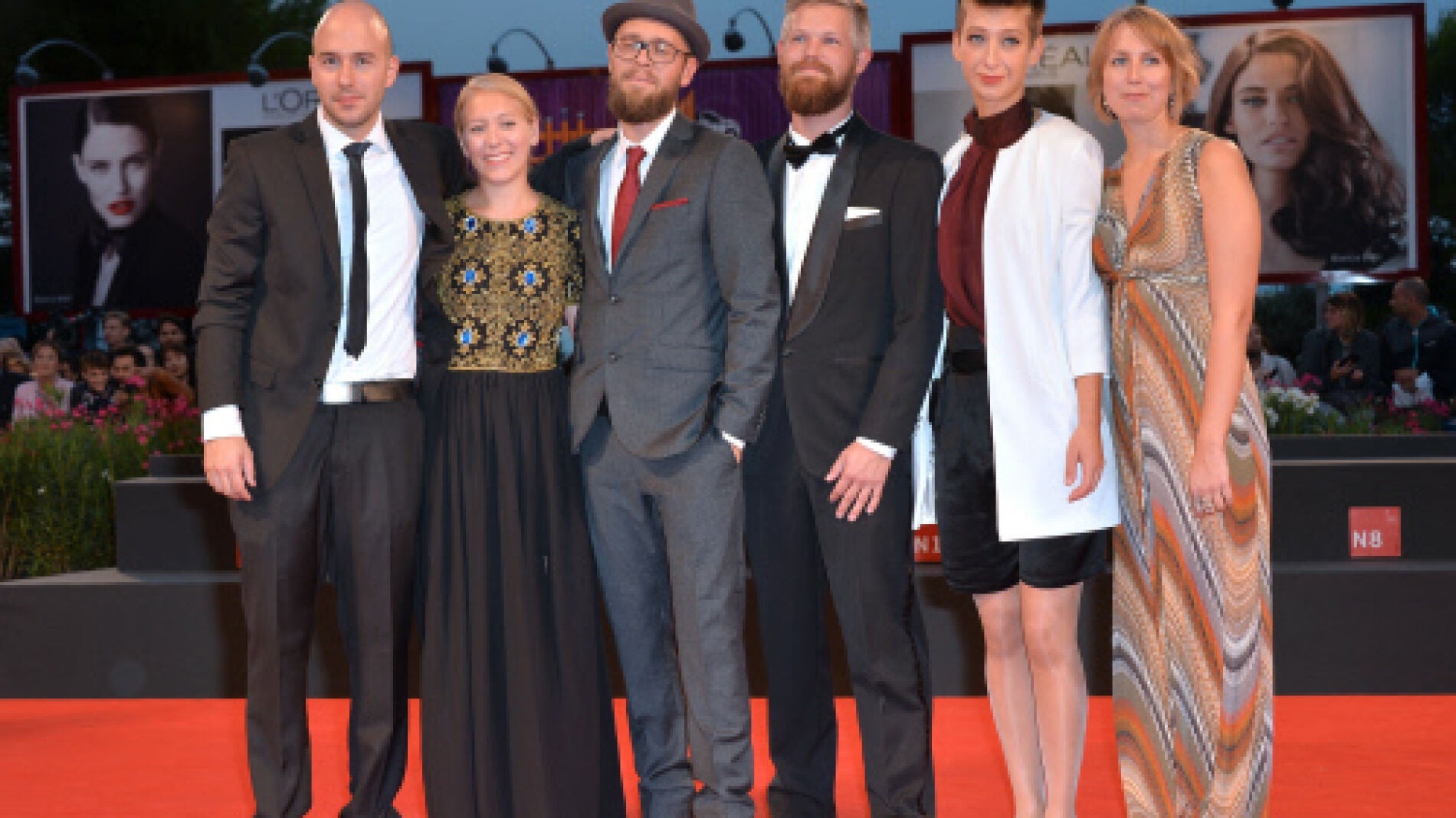 El elenco de 'A pigeon sat on a branch' en la Mostra de Venecia