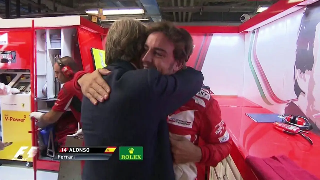 El abrazo de Montezemolo y Alonso