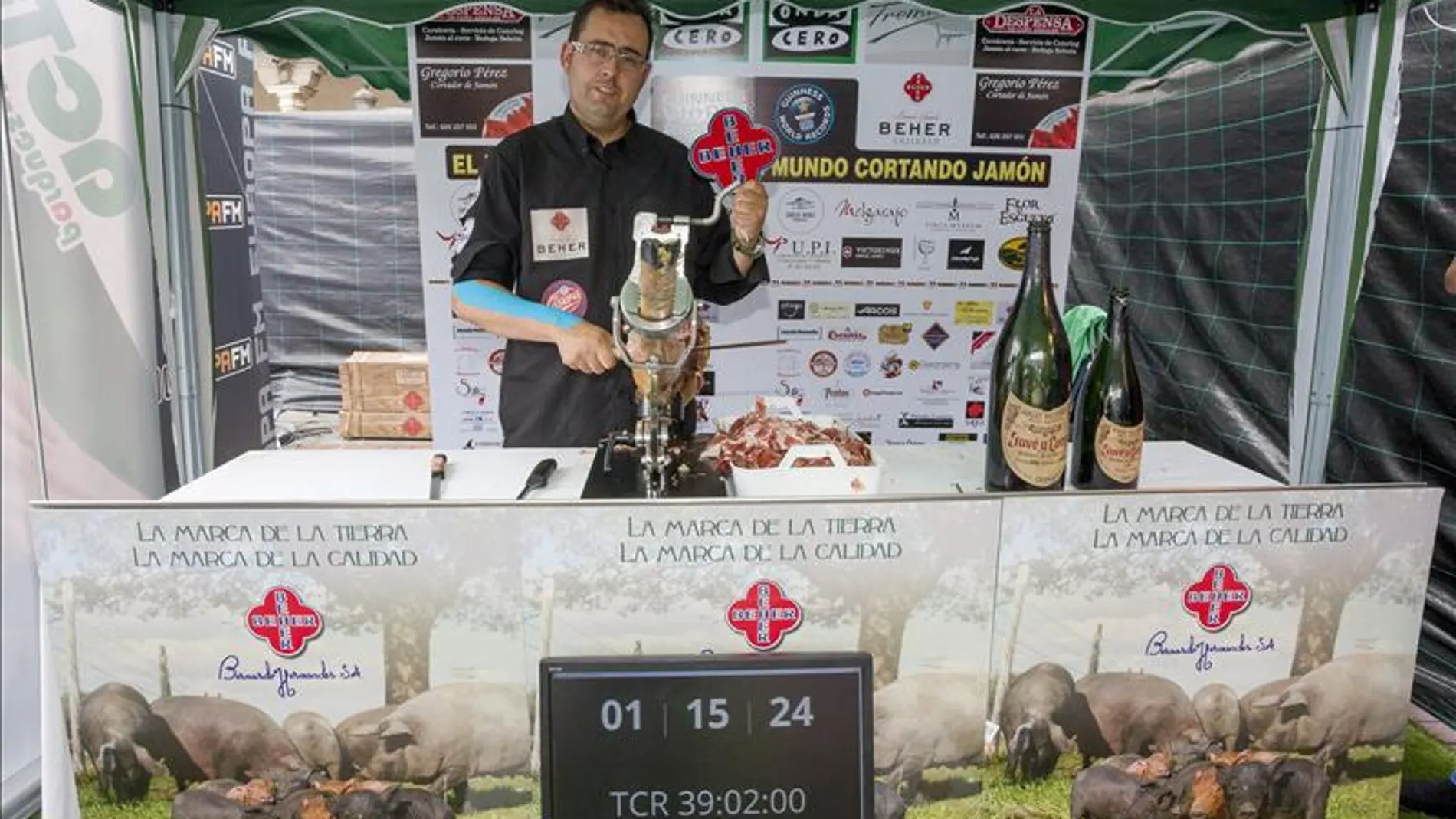 El cortador de jamón es record Guinness El cortador de jamón es record Guinness