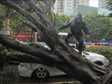 China activa la alerta naranja por la llegada del tifón Kalmaegi China activa la alerta naranja por la llegada del tifón Kalmaegi