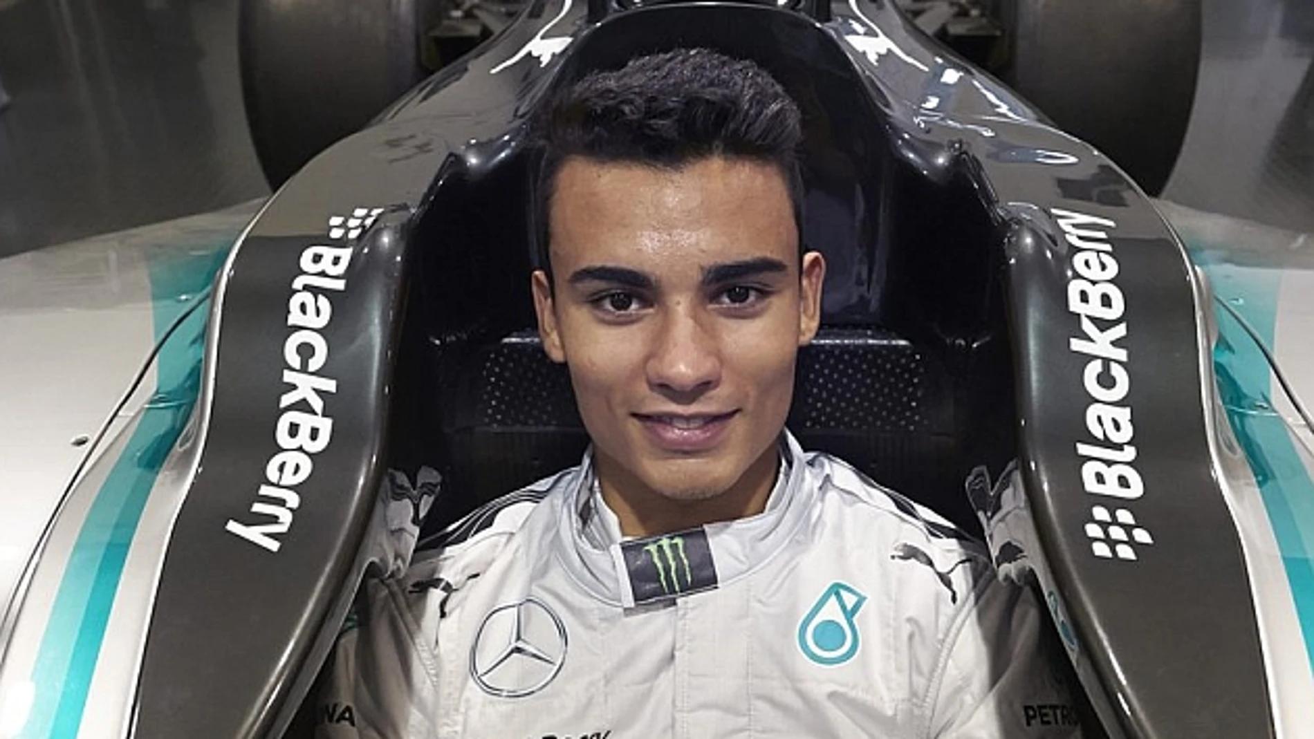 Pascal Wehrlein, dentro de un Mercedes