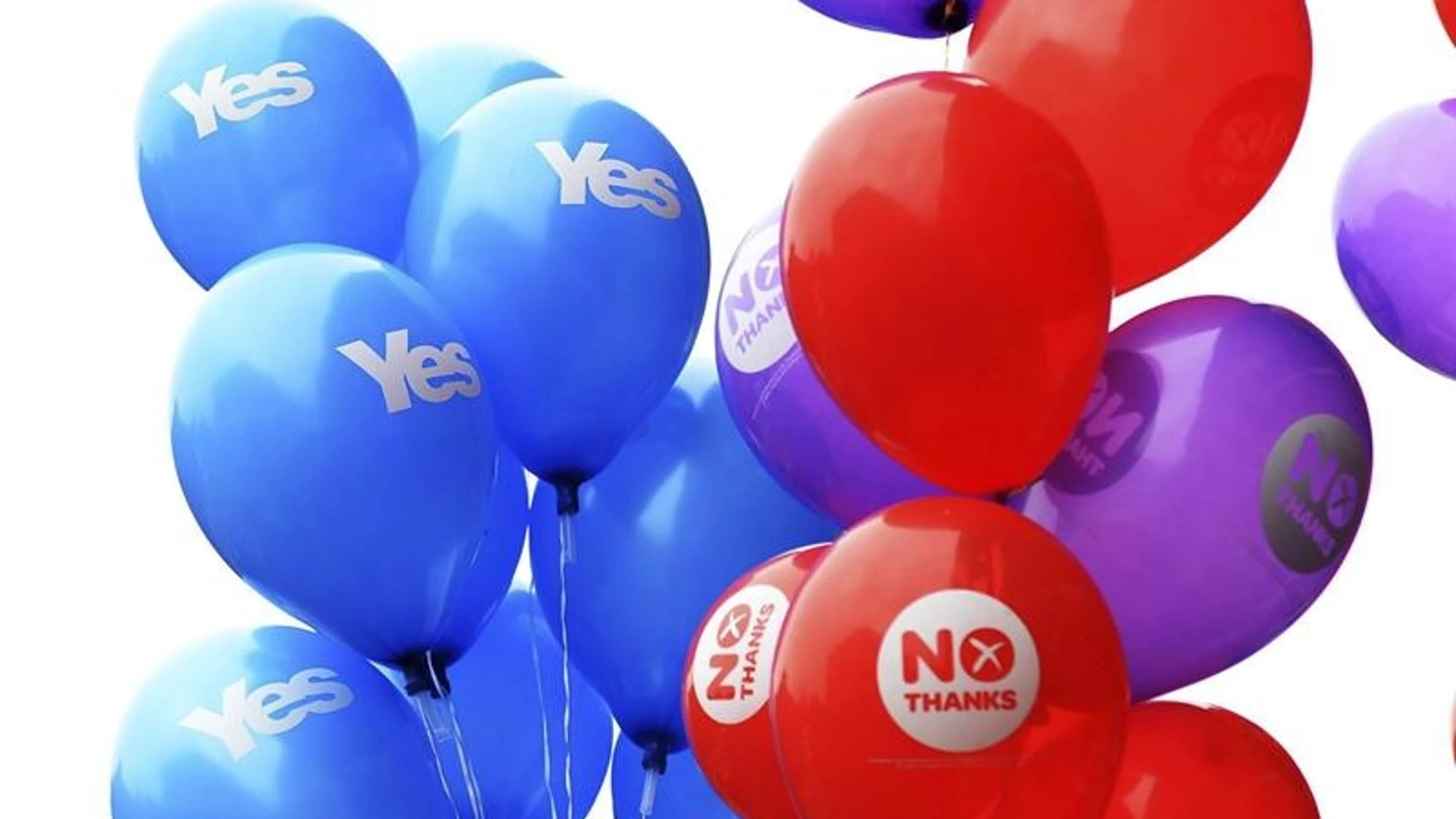 LaSexta Escocia - Globos a favor y en contra del referéndum LaSexta Escocia - Globos a favor y en contra del referéndum