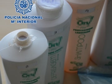 Cocaína líquida en botes de champú