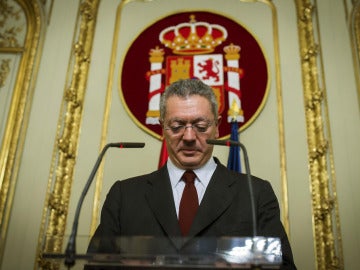 Alberto Ruiz Gallardón comparece ante los medios para presentar su dimisión