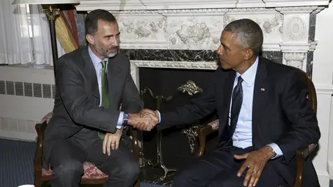 Felipe VI y Obama se saludan en Nueva York Felipe VI y Obama se saludan en Nueva York