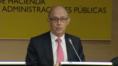 Hacienda congela los salarios de los funcionarios para 2015