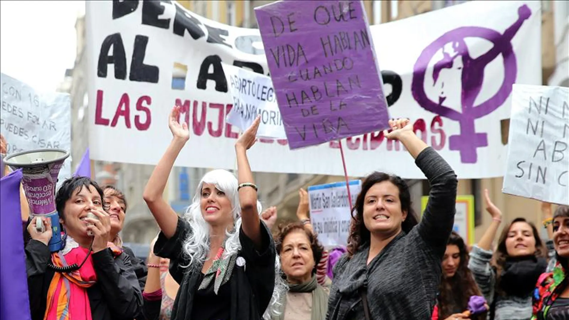 Imagen de archivo de una manifestación por un aborto libre Imagen de archivo de una manifestación por un aborto libre