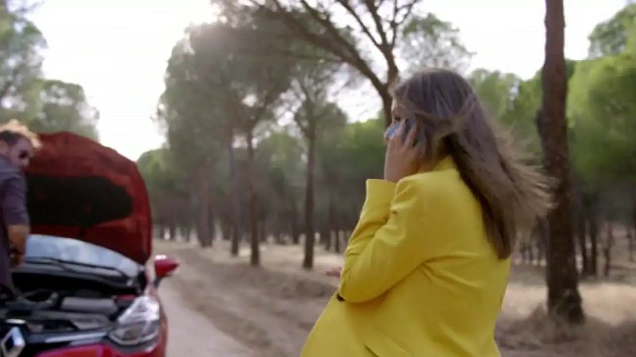 Juanjo y Elena se quedan tirados con el coche