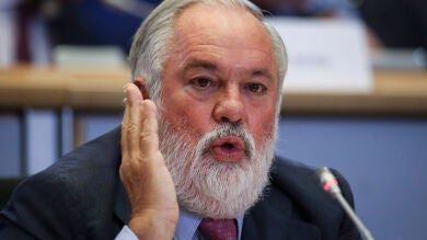 Arias Cañete informa a Bruselas de que la empresa de su mujer en Panamá está inactiva 
