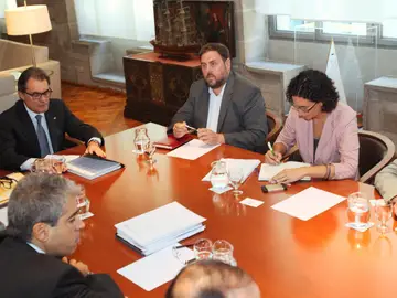 Artur Mas, reunido con los líderes de CiU, ERC, ICV-EUiA y la CUP Artur Mas, reunido con los líderes de CiU, ERC, ICV-EUiA y la CUP