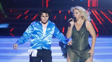 Llum Barrera y Unax imitan a Michael Jackson y Britney Spears en Tu cara me suena Mini