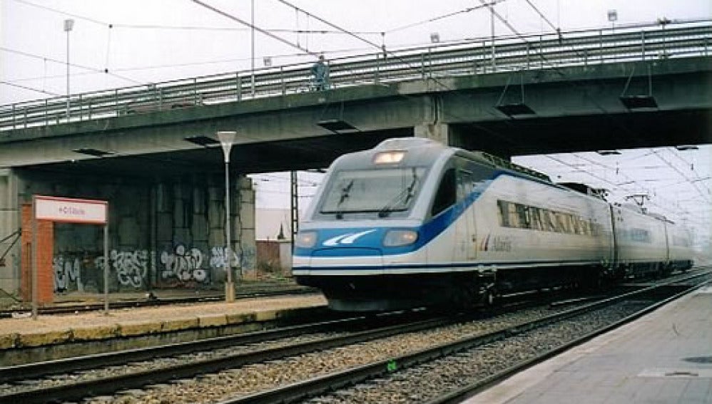 Tren a su paso por Getafe