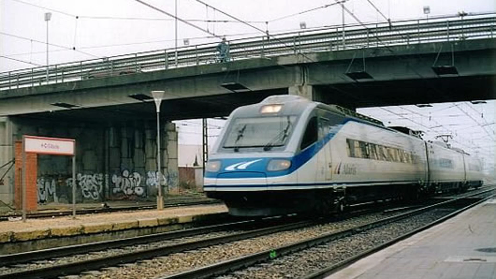 Tren a su paso por Getafe Tren a su paso por Getafe