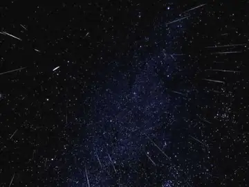 Dracónidas en el espacio. Dracónidas en el espacio.