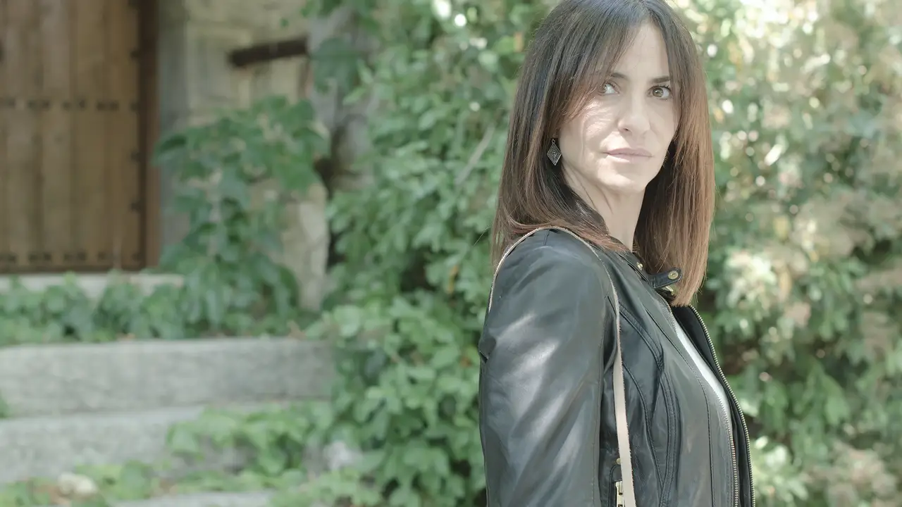 Melani Olivares es Inés