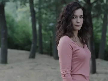 María Cotiello es Begoña María Cotiello es Begoña