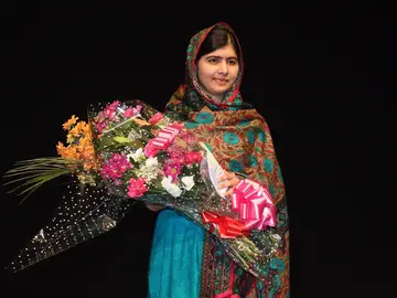 Malala Yousafzai, en la rueda de prensa en Birmingham para agradecer el Nobel Malala Yousafzai, en la rueda de prensa en Birmingham para agradecer el Nobel