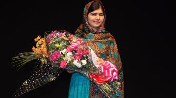 Malala Yousafzai, en la rueda de prensa en Birmingham para agradecer el Nobel