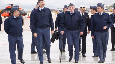 Felipe VI y Juan Carlos I coinciden por primera vez en el Festival Aéreo de Torrejón de Ardoz