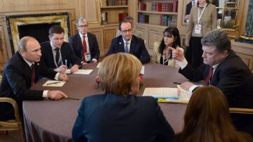 Reunión de Putin con Poroshenko y otros líderes mundiales