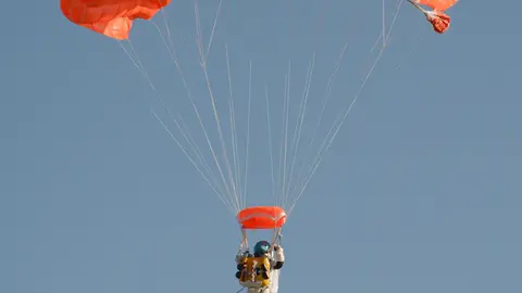 Alan Eustace, en pleno salto Alan Eustace, en pleno salto