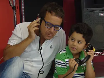 ¿Qué tal se les dará cantar rumano a Fran y a Miki? ¿Qué tal se les dará cantar rumano a Fran y a Miki?