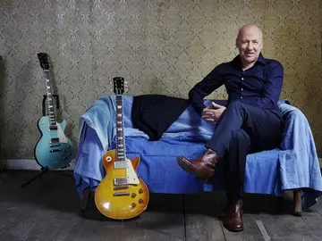 El músico Mark Knopfler El músico Mark Knopfler