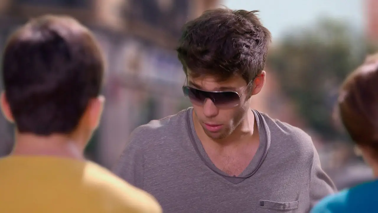 Carlos pierde a las gemelas
