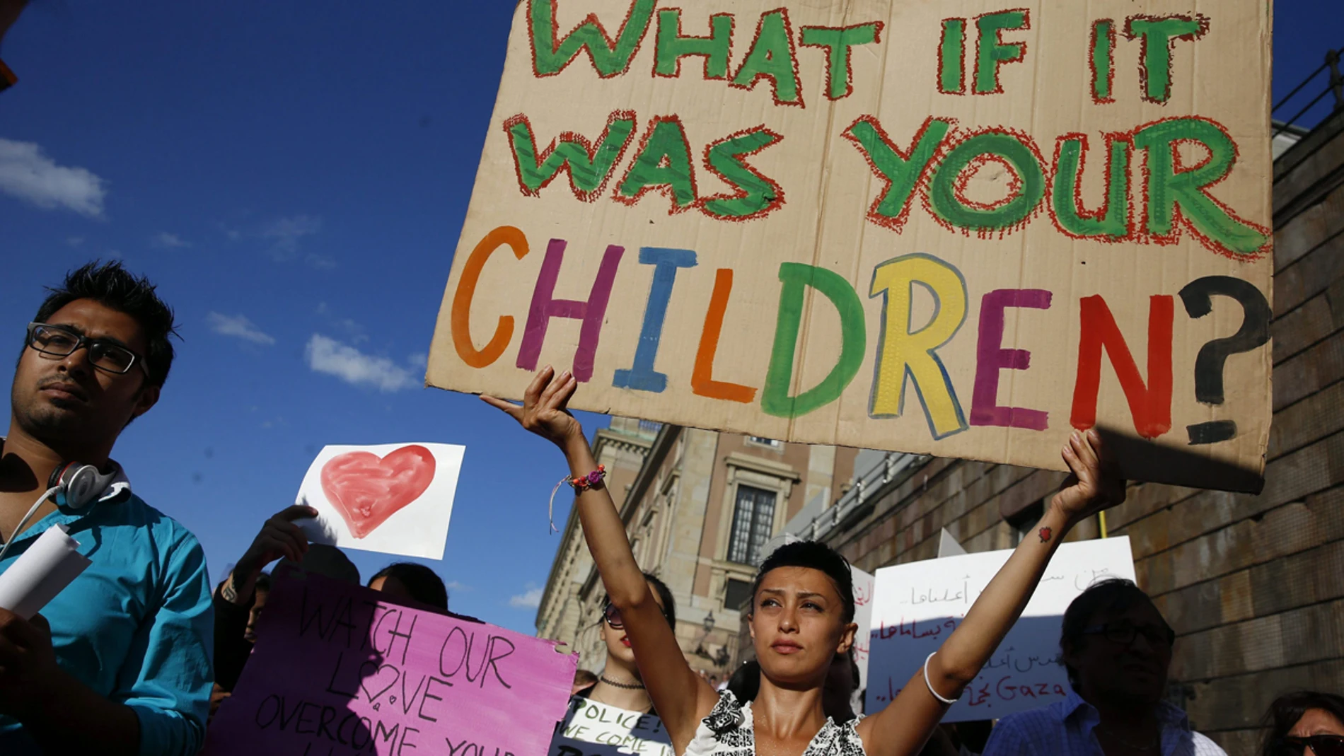 Manifestación contra los bombardeos israelíes Manifestación contra los bombardeos israelíes