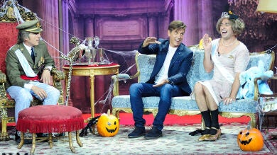 Manuel Díaz 'El Cordobés' visita a Sus Majestades Los Reyes en Halloween