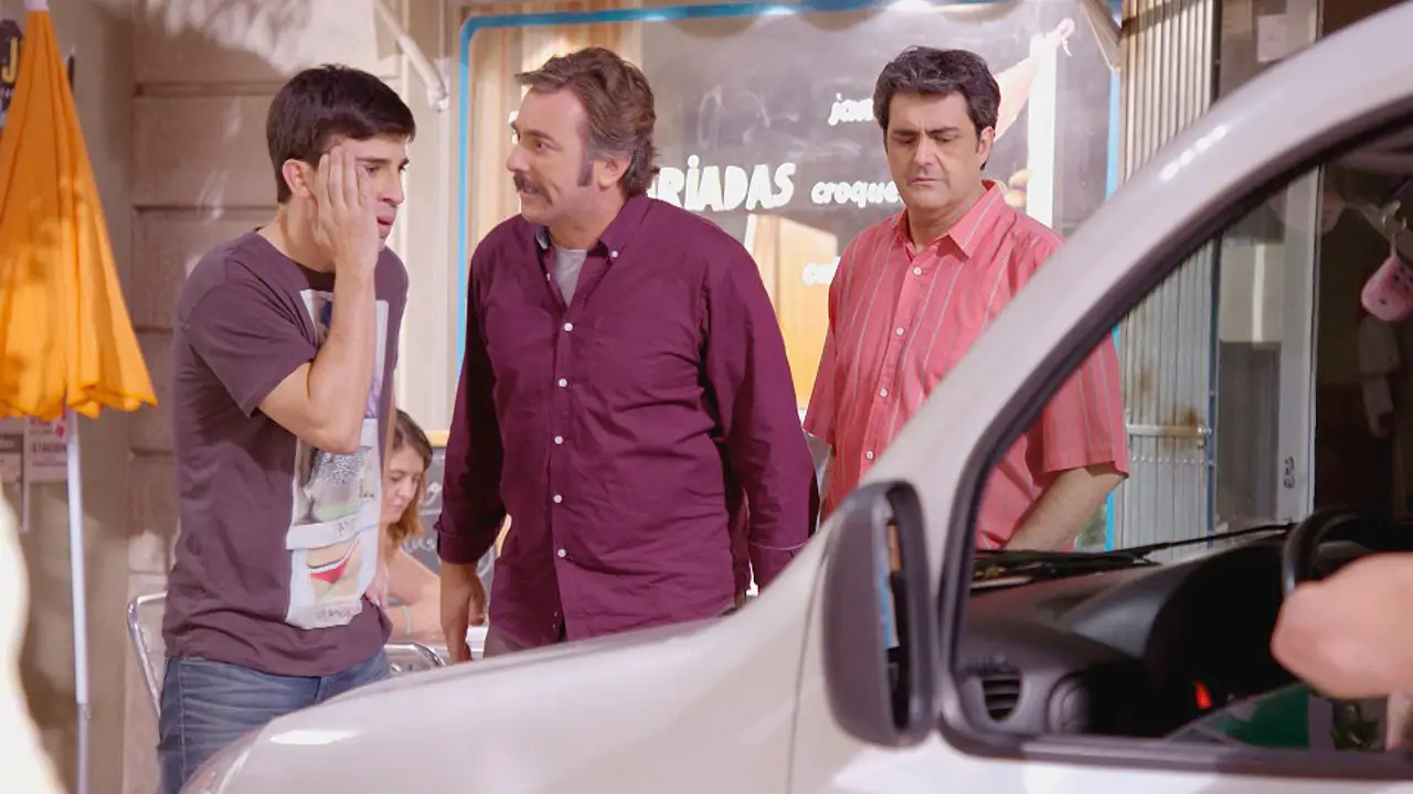 Jeco sorprende a sus padres con una furgoneta