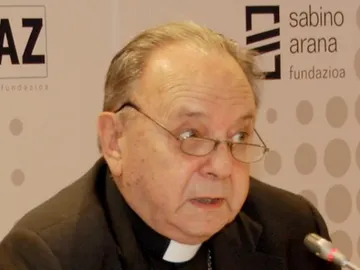 El obispo emérito de San Sebastián Juan María Uriarte. El obispo emérito de San Sebastián Juan María Uriarte.