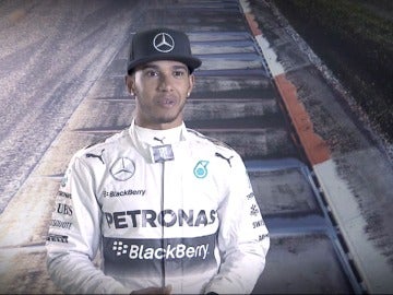 Una vuelta al circuito de Interlagos con Lewis Hamilton